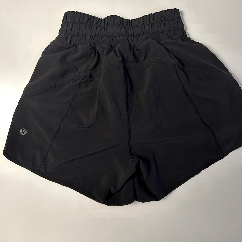 Lululemon Hotty-Hot Short 4”
